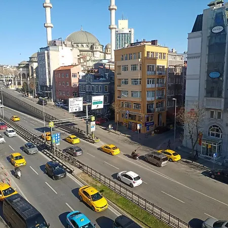 Apartmanhotel Ava Teras 4*