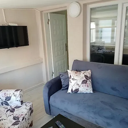 Ava Teras Κωνσταντινούπολη